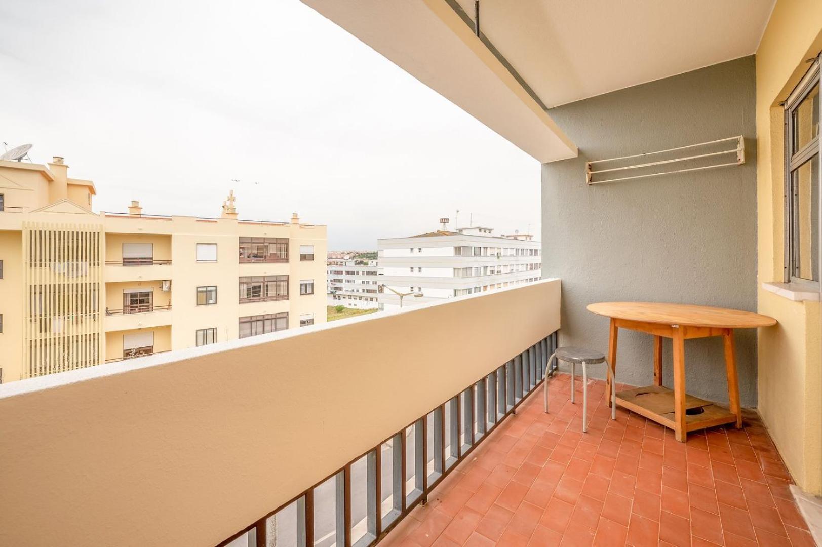 Guestready - Glowing Hideaway In Almada Ruang foto