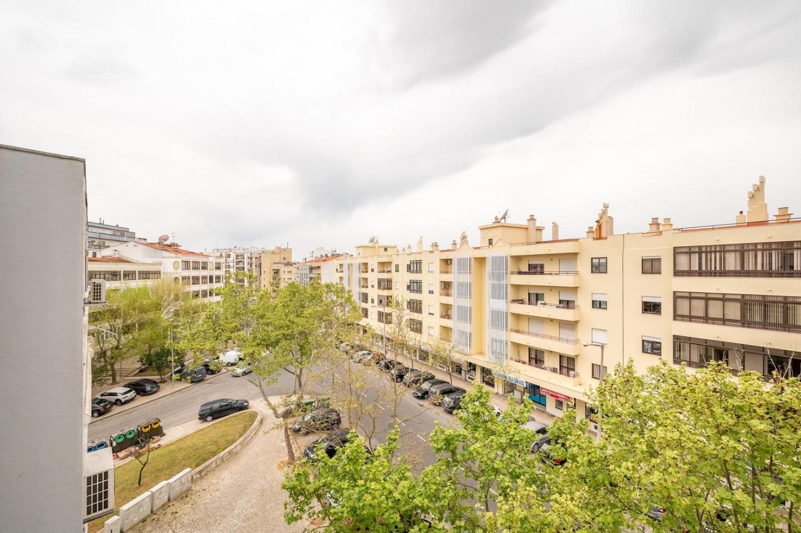 Guestready - Glowing Hideaway In Almada Ruang foto
